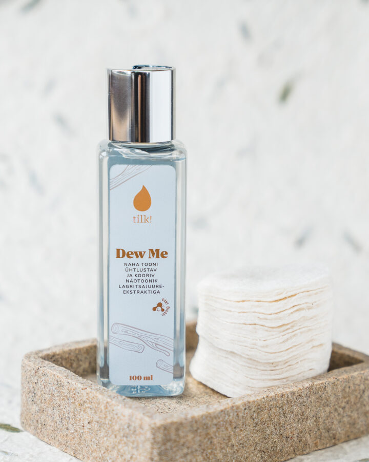 Tone-Evening and Exfoliating Facial Toner with Licorice Root Extract Dew Me
